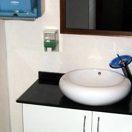 アパートホテル Bayram 4*