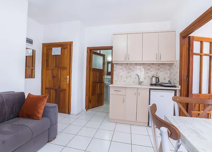 Lägenhetshotell Bayram 4*