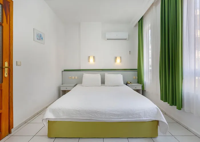 Lägenhetshotell Bayram 4*