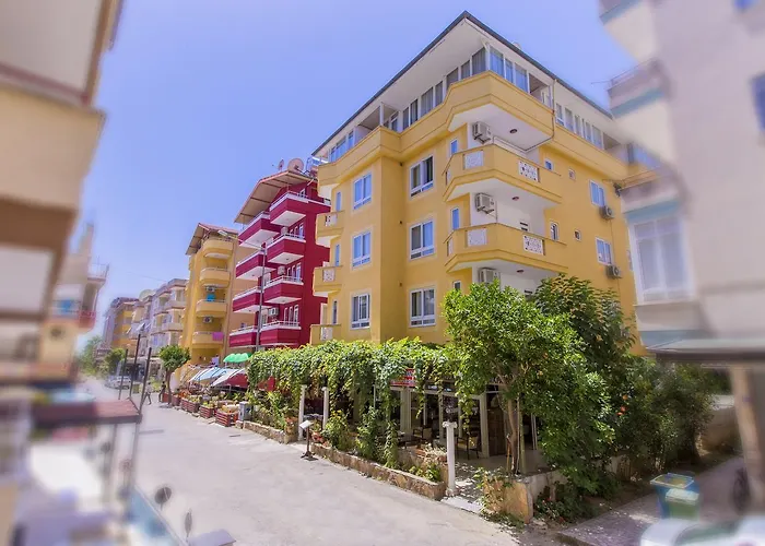 Lägenhetshotell Bayram 4*